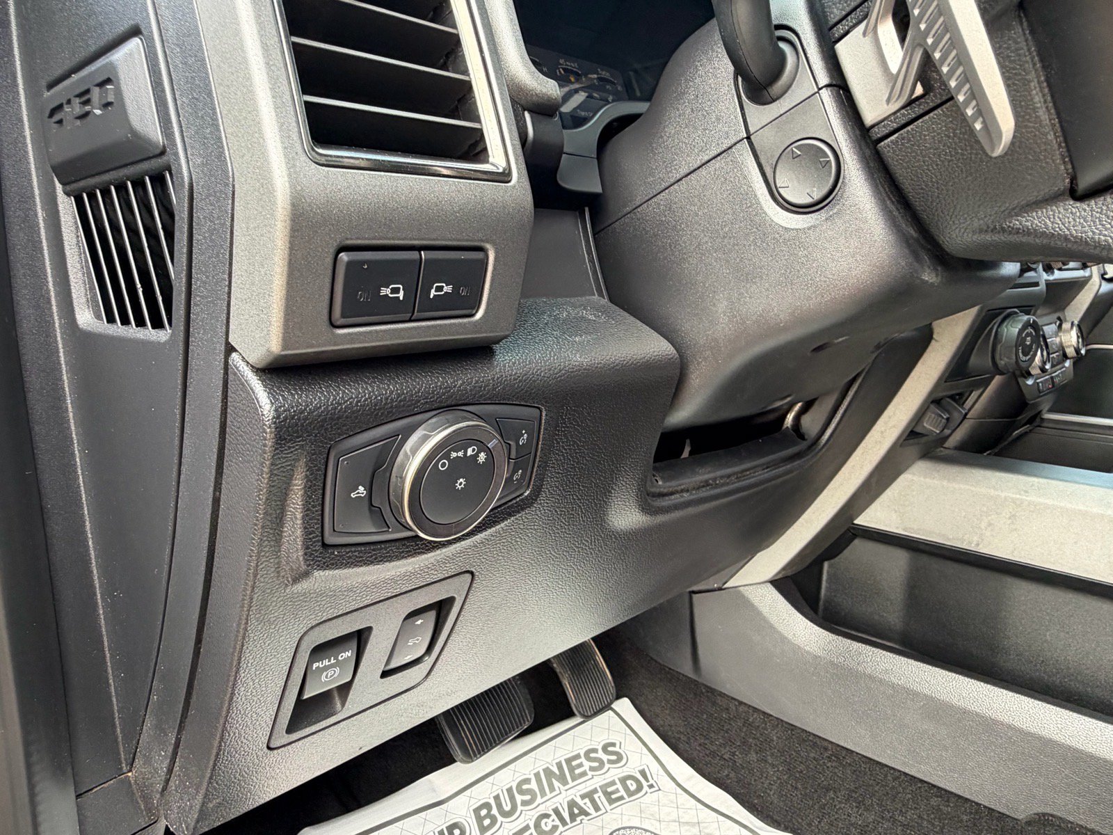 Used 2019 Ford F150 Raptor w/ Equipment Group 802A Luxury AWD/4WD image 13