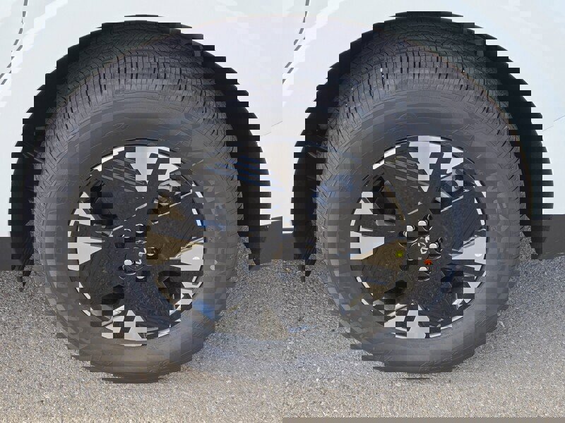 New 2026 Kia Carnival LXS image 5