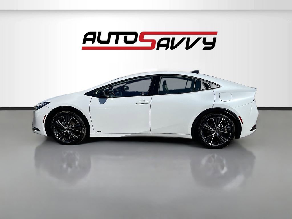 Used 2026 Toyota Prius Limited image 4