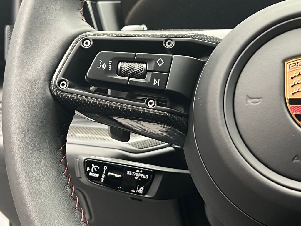 New 2026 Porsche Cayenne GTS image 8