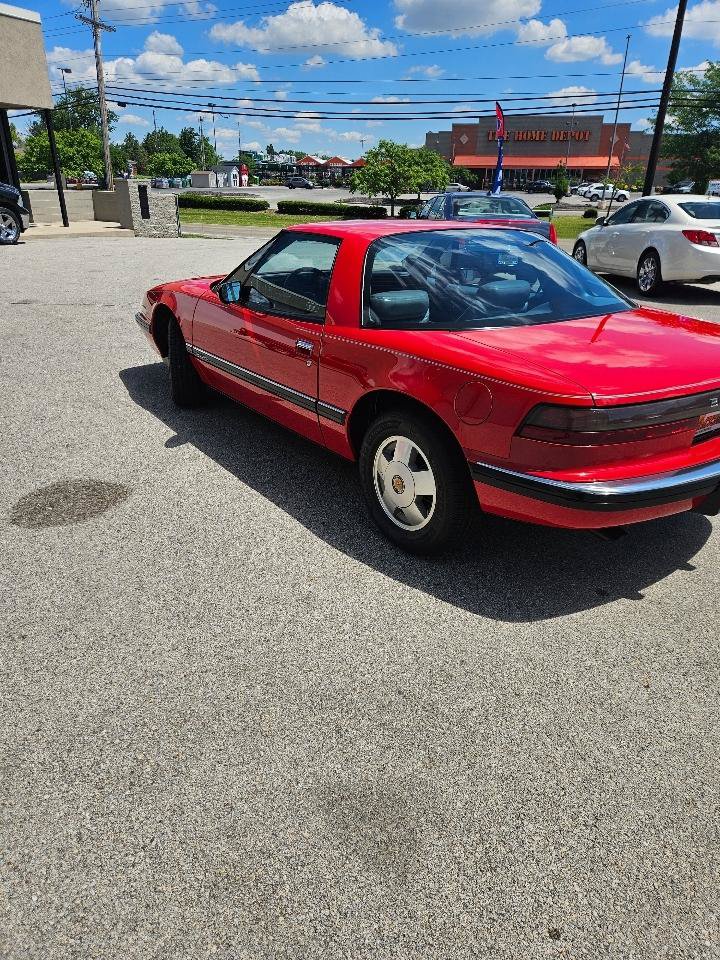 Used 1988 Buick Reatta Coupe FWD image 6