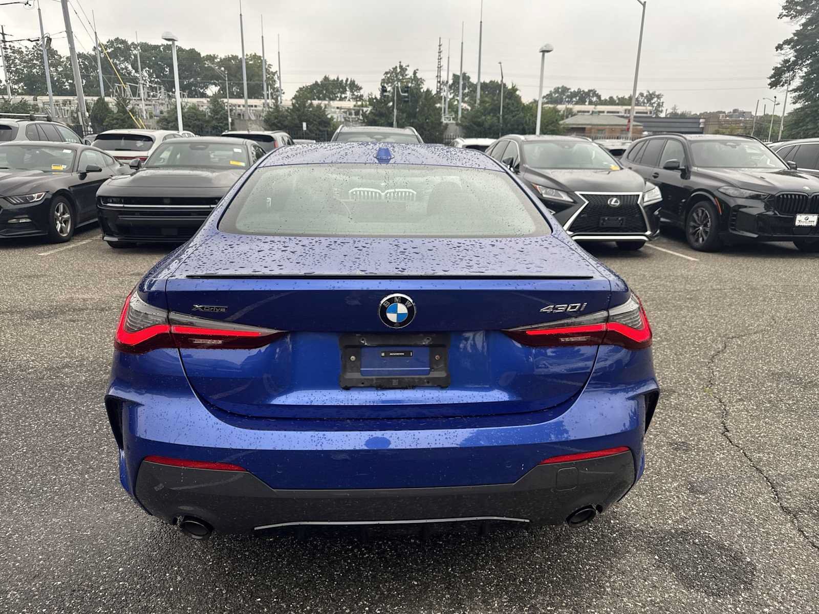 Used 2024 BMW 430i xDrive Coupe w/ M Sport Package AWD/4WD image 7