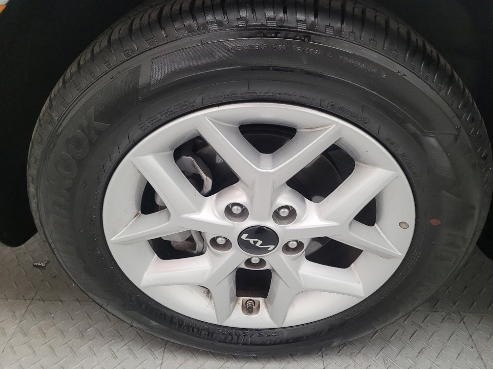 Used 2025 Kia Soul S image 31