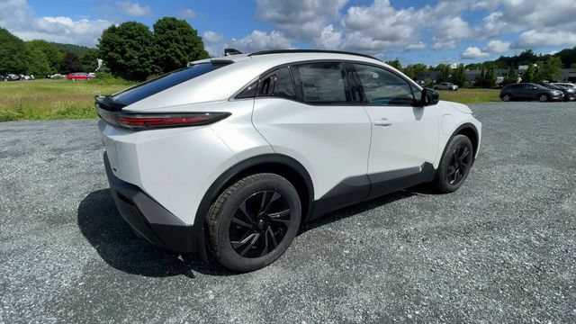 New 2026 Toyota C-HR AWD/4WD image 8