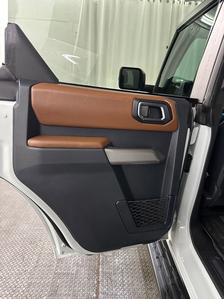 Used 2023 Ford Bronco Outer Banks image 25