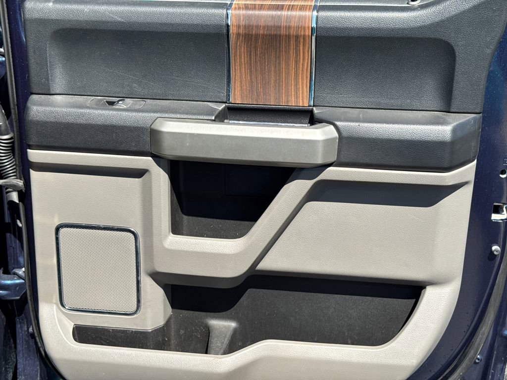 Used 2016 Ford F150 Lariat image 15