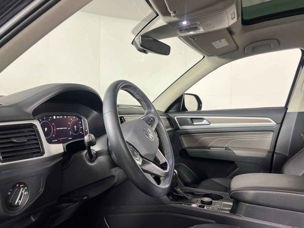 Used 2023 Volkswagen Atlas SEL image 25