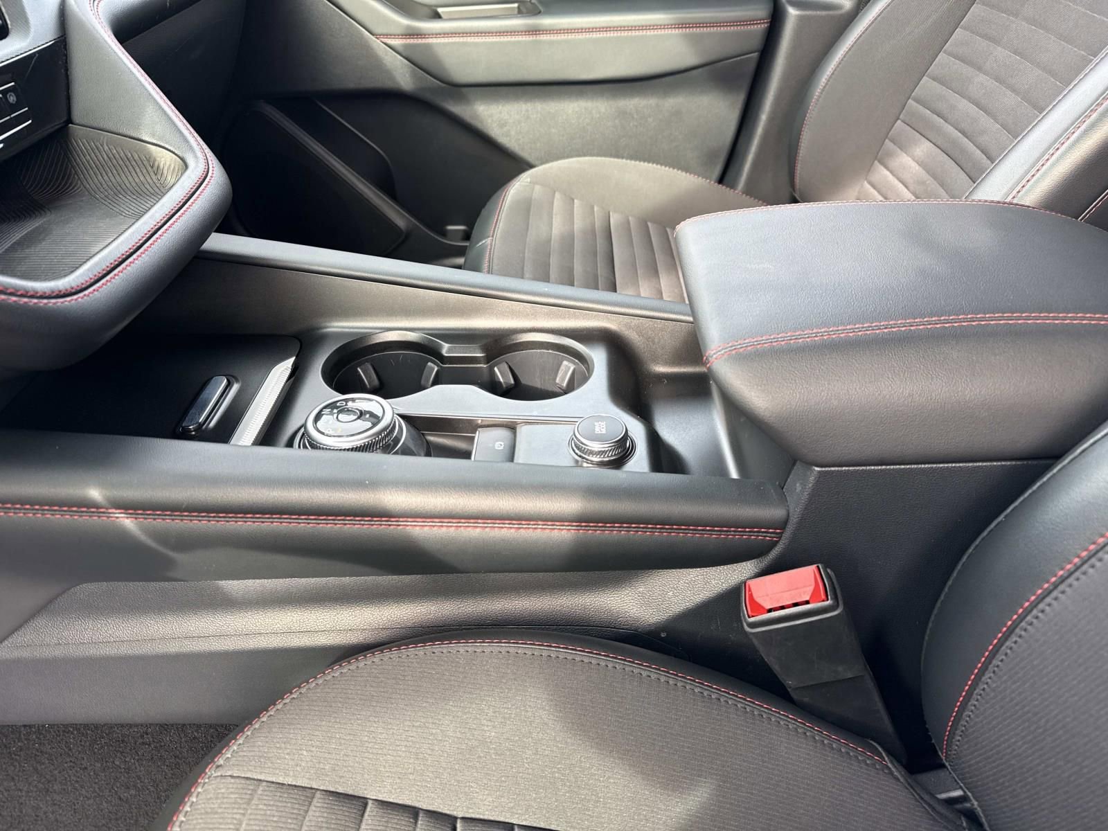 Used 2025 Ford Explorer ST-Line image 20