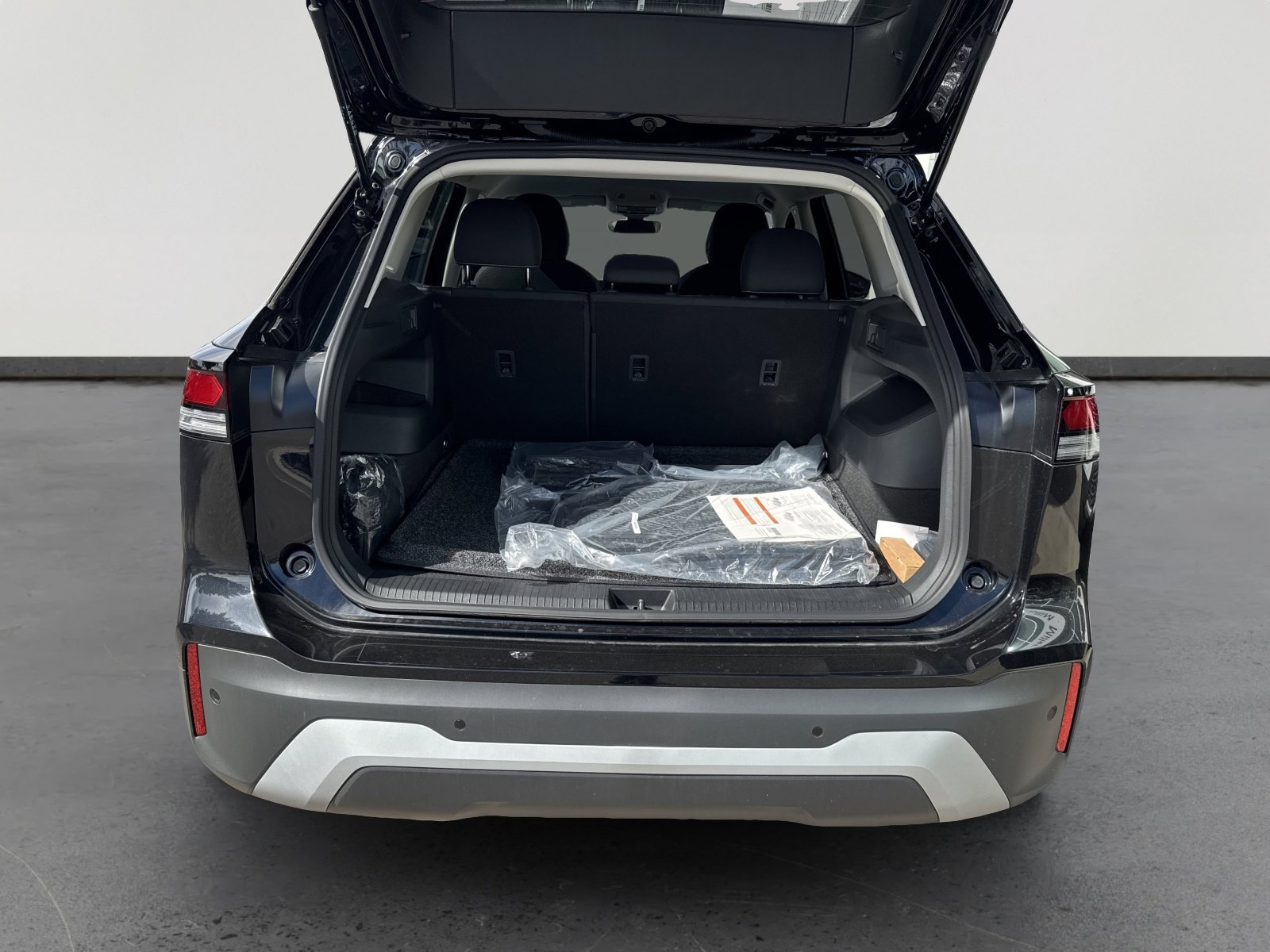 New 2026 Volkswagen Tiguan S image 6