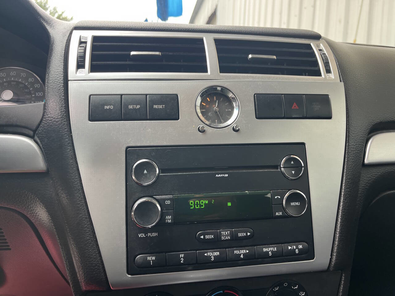 Used 2009 Mercury Milan image 18