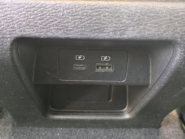 Used 2024 Mitsubishi Outlander SE image 15