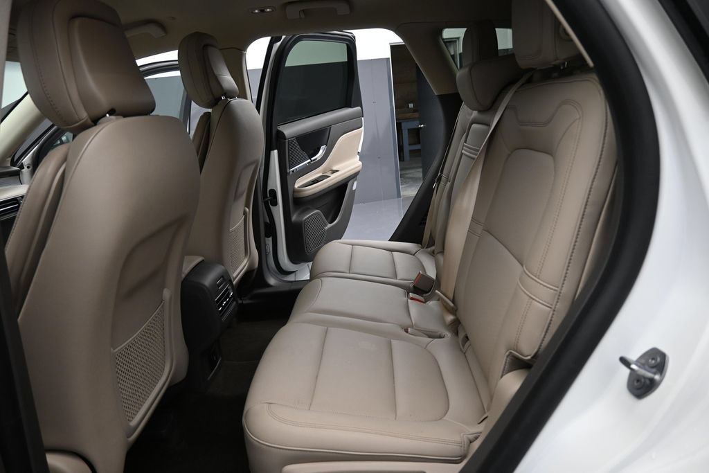 Used 2020 Lincoln Corsair AWD w/ Equipment Group 101A image 26