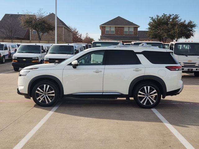 Used 2024 Nissan Pathfinder Platinum w/ Cargo Package image 12