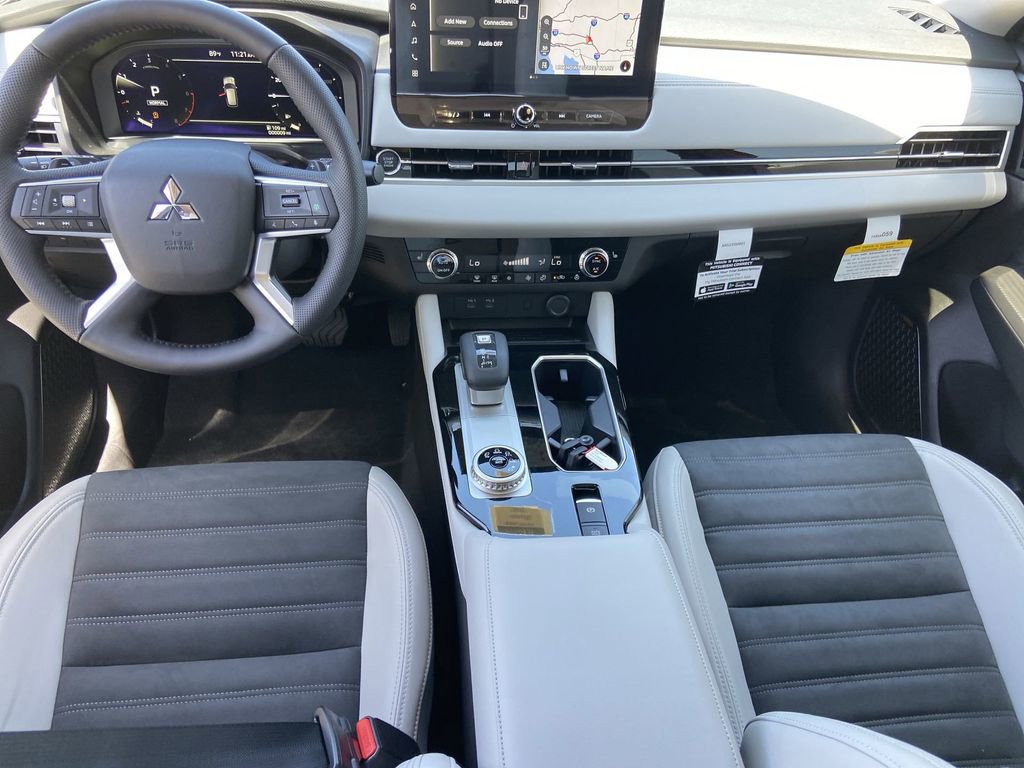 New 2026 Mitsubishi Outlander SE FWD image 17