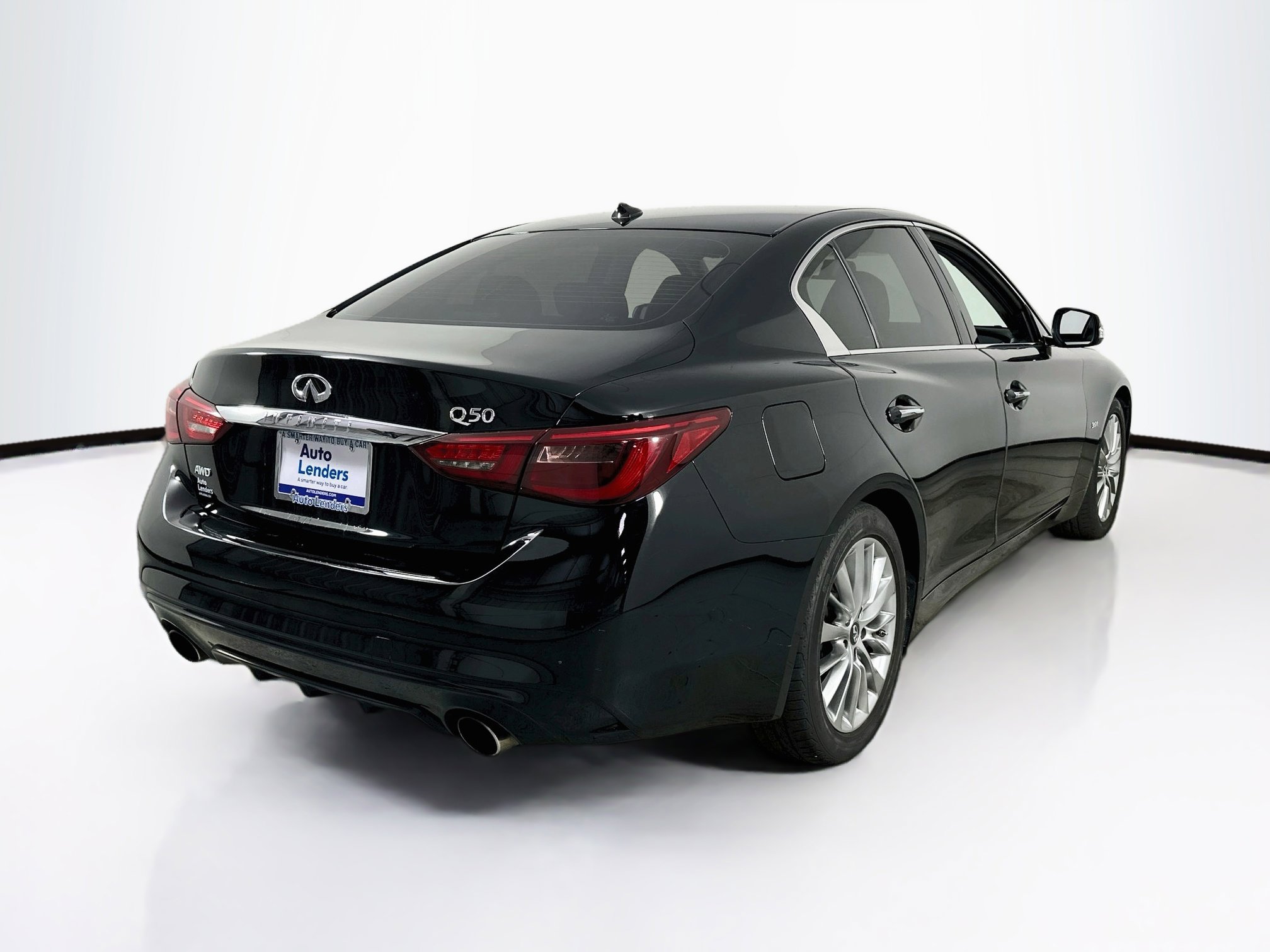 Used 2019 INFINITI Q50 Luxe w/ Essential Package (3.0T Luxe) image 5