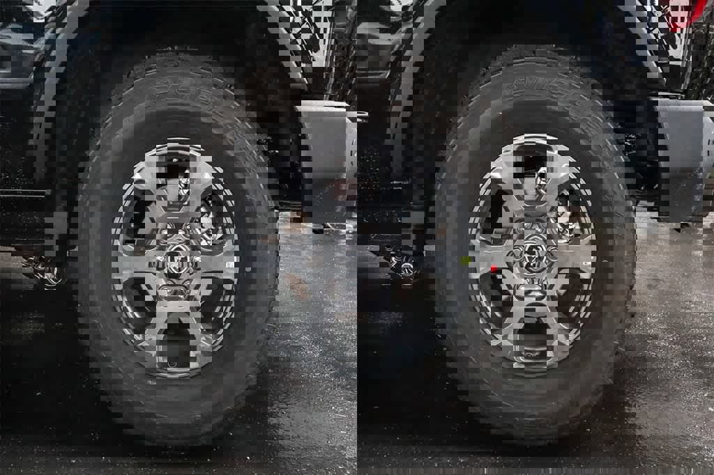 New 2025 Ford Bronco Big Bend image 10