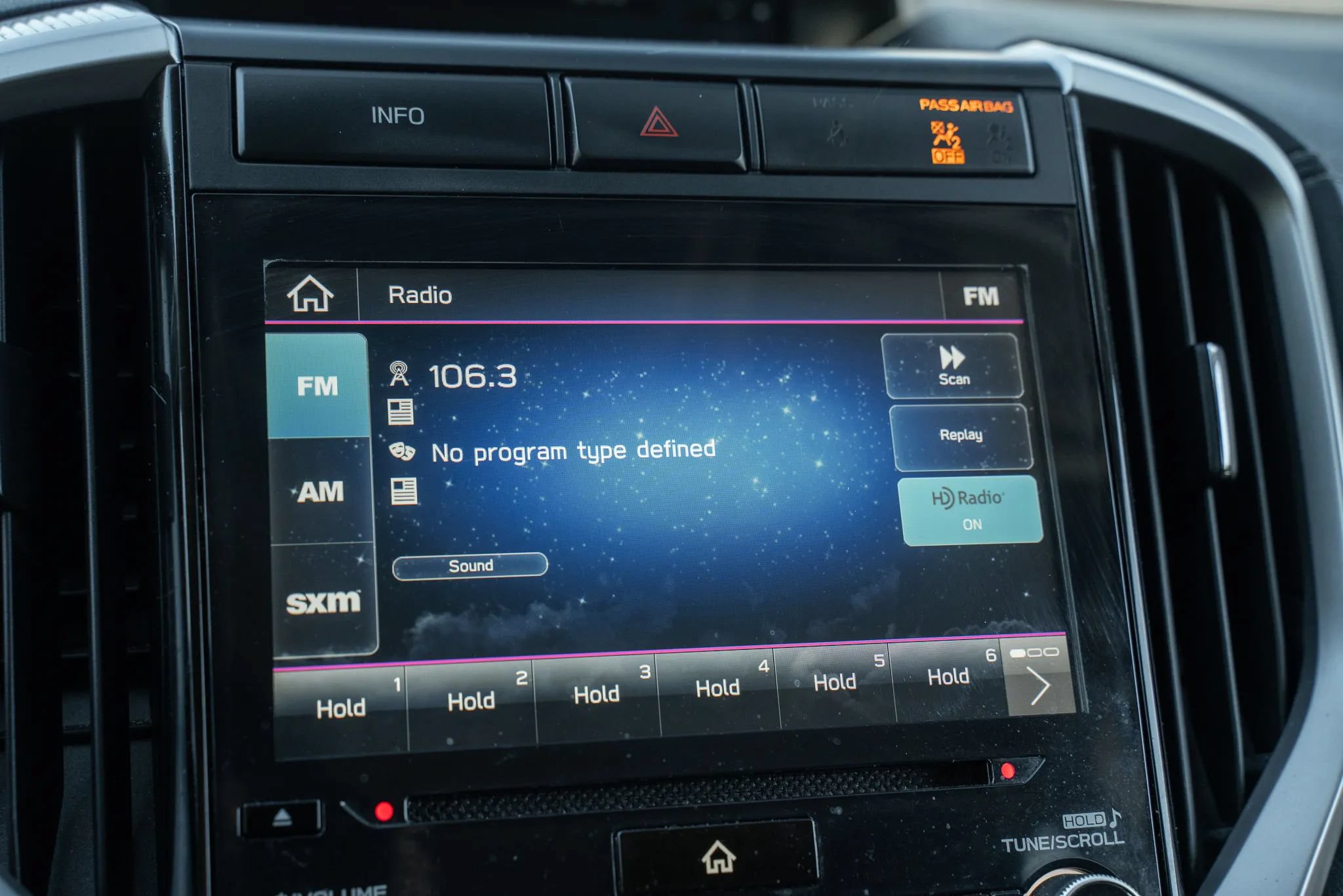 Used 2019 Subaru Ascent Premium AWD/4WD image 23