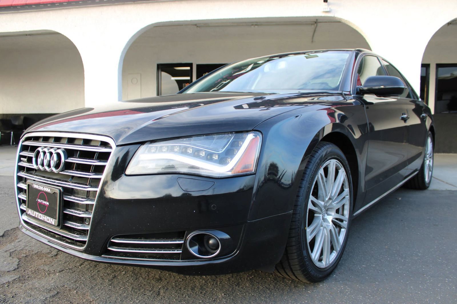 Used 2013 Audi A8 3.0T w/ Driver Assistance Pkg image 7