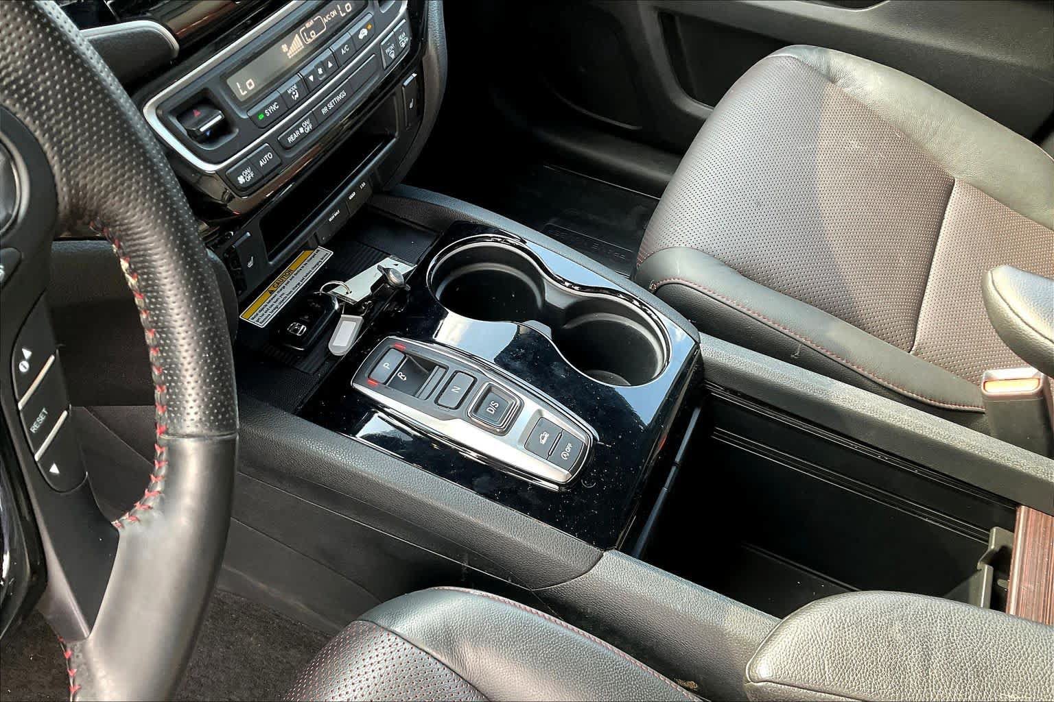 Used 2022 Honda Ridgeline Black Edition image 17