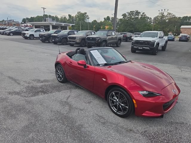 Used 2019 MAZDA MX-5 Miata Grand Touring RWD image 30