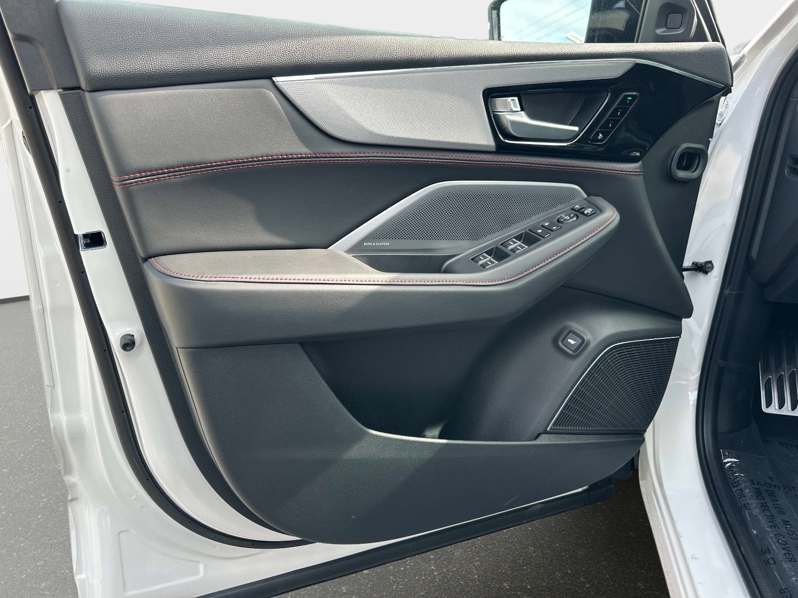 Used 2026 Acura MDX A-Spec image 15