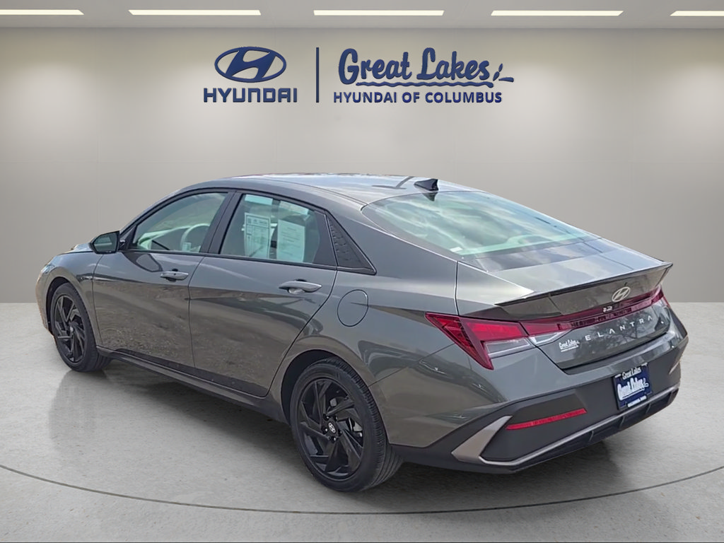Certified 2026 Hyundai Elantra Sport FWD image 3