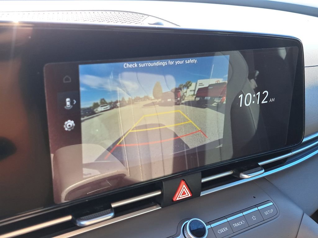 Used 2023 Hyundai Elantra SEL w/ Convenience Package image 21