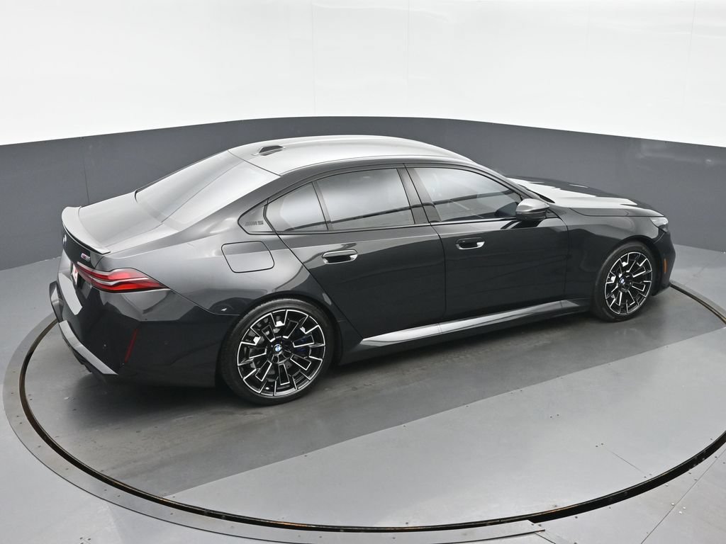 Used 2025 BMW M5 w/ Carbon Package AWD/4WD image 37