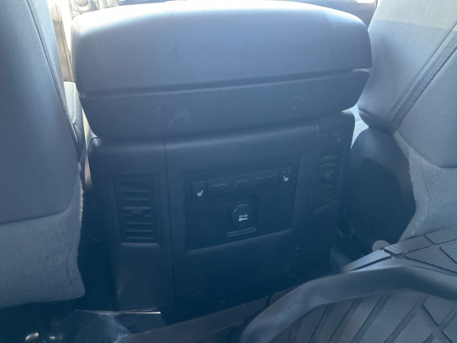 Used 2016 RAM 1500 Express AWD/4WD image 28