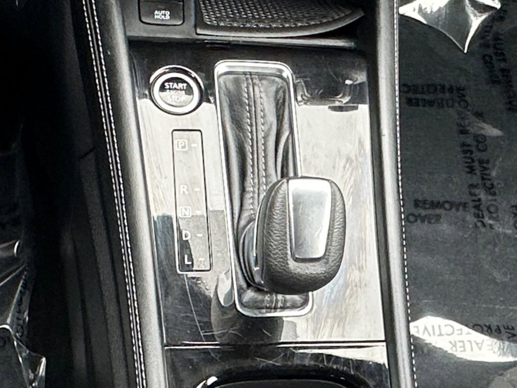 Used 2024 Nissan Kicks SV image 17