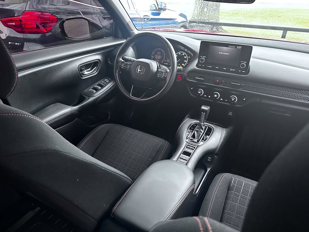 Used 2024 Honda HR-V Sport image 32
