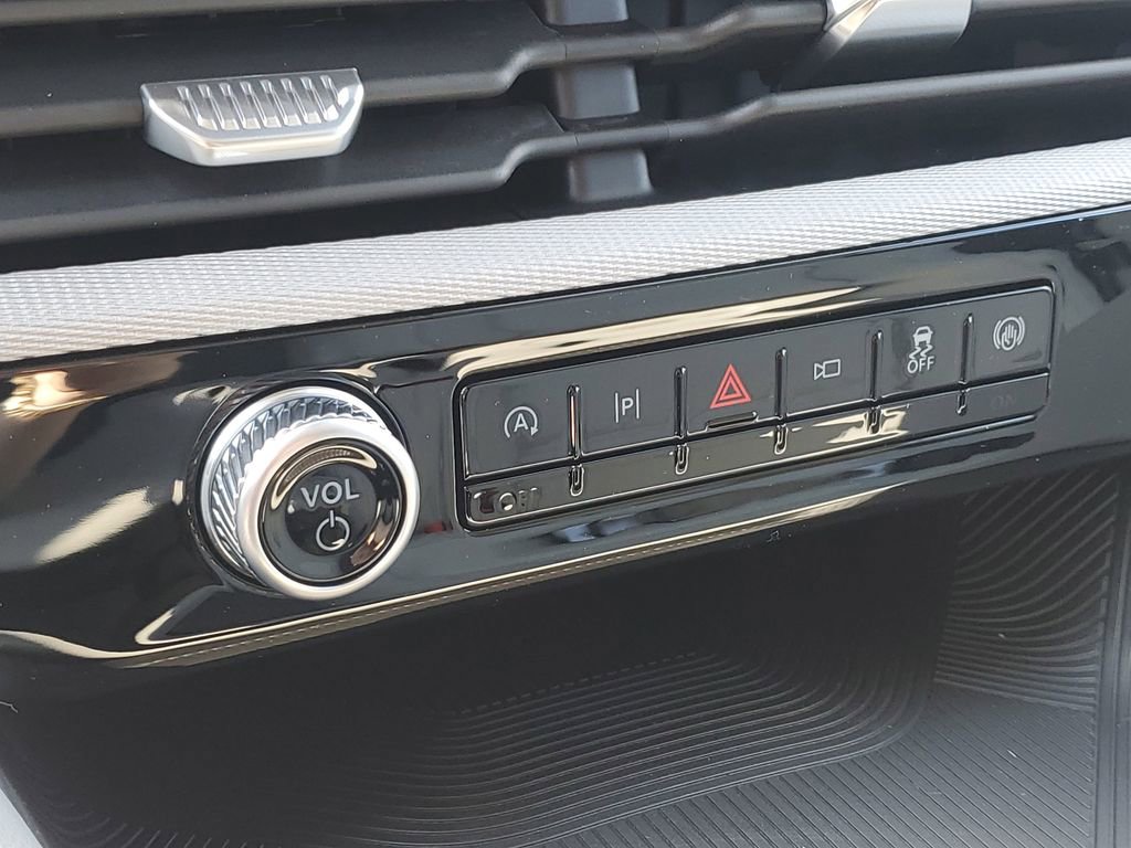 New 2026 Ford Explorer Active image 18