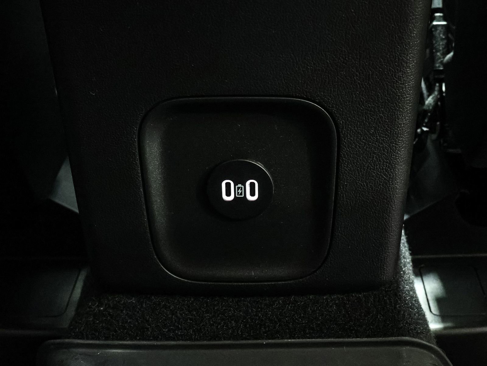 Certified 2024 Ford Escape Active AWD/4WD image 24