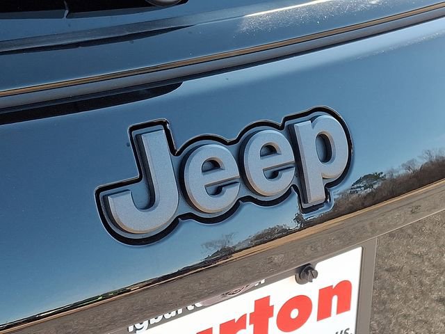 New 2026 Jeep Compass Latitude image 17