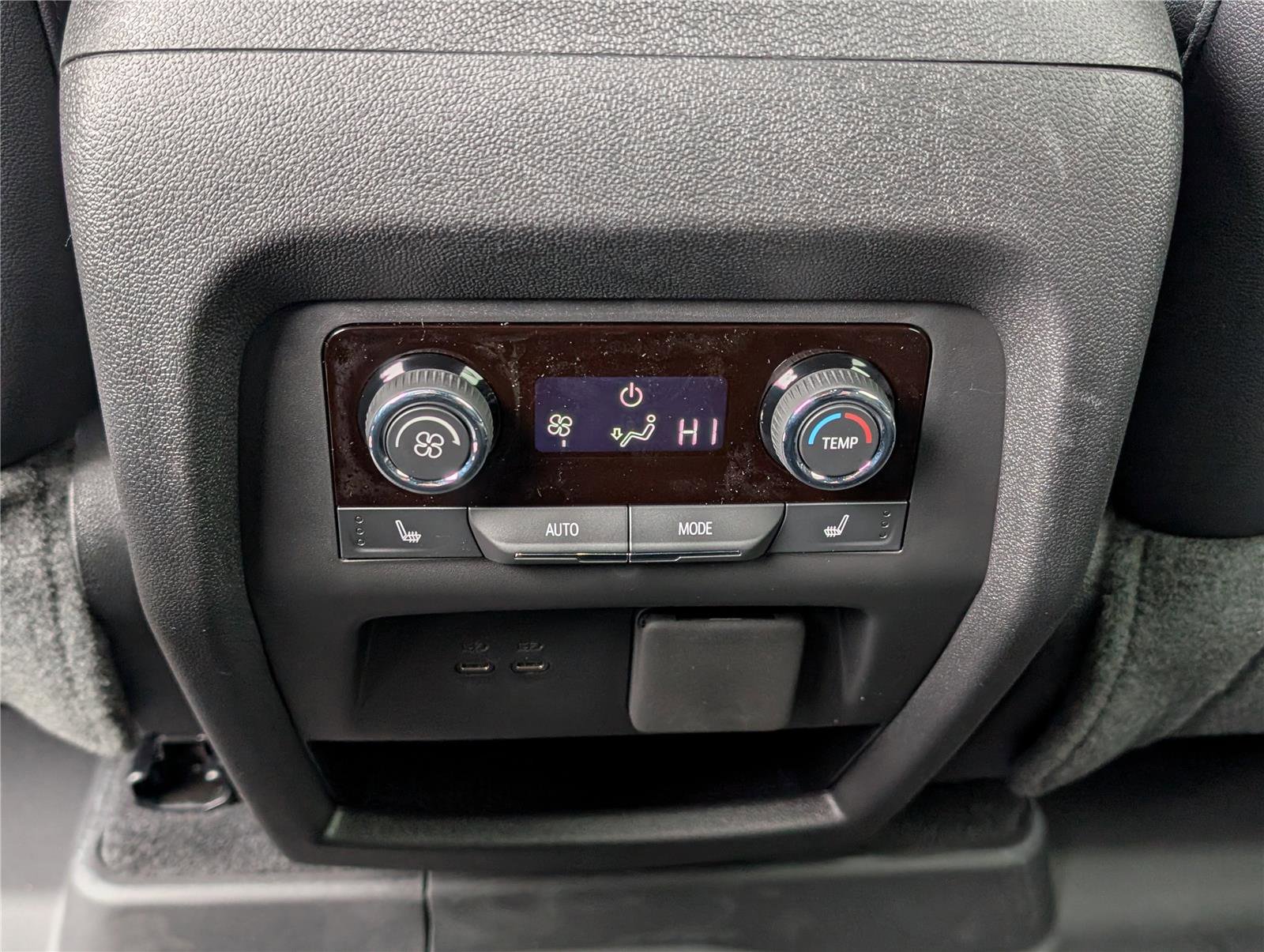 New 2026 Chevrolet Traverse RS w/ LPO, Floor Liner Package image 13