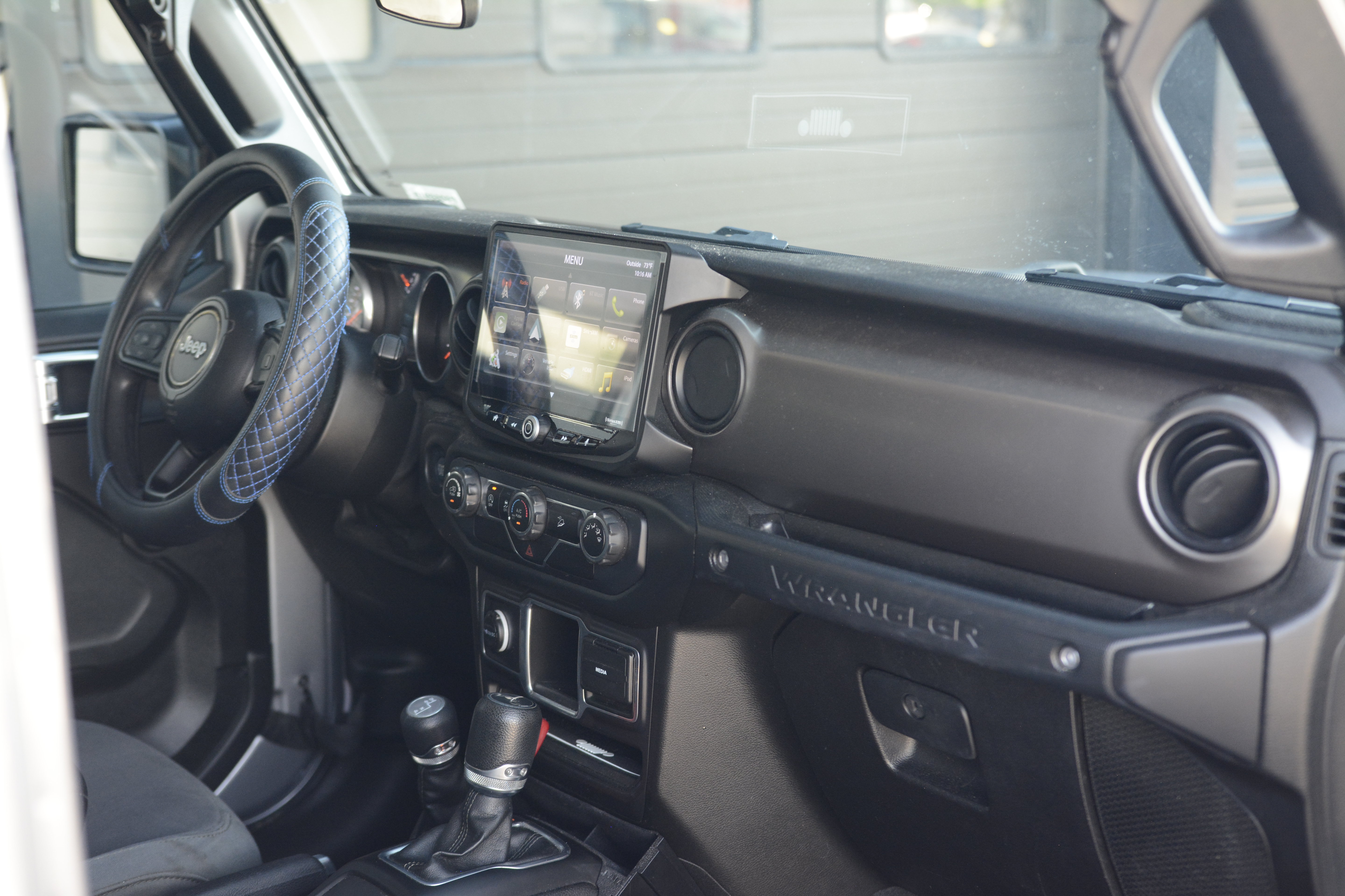 Used 2018 Jeep Wrangler Unlimited Sport AWD/4WD image 23
