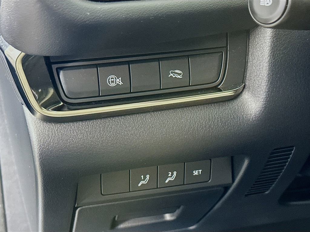 Certified 2025 MAZDA CX-30 AWD 2.5 S w/ Preferred Package image 15