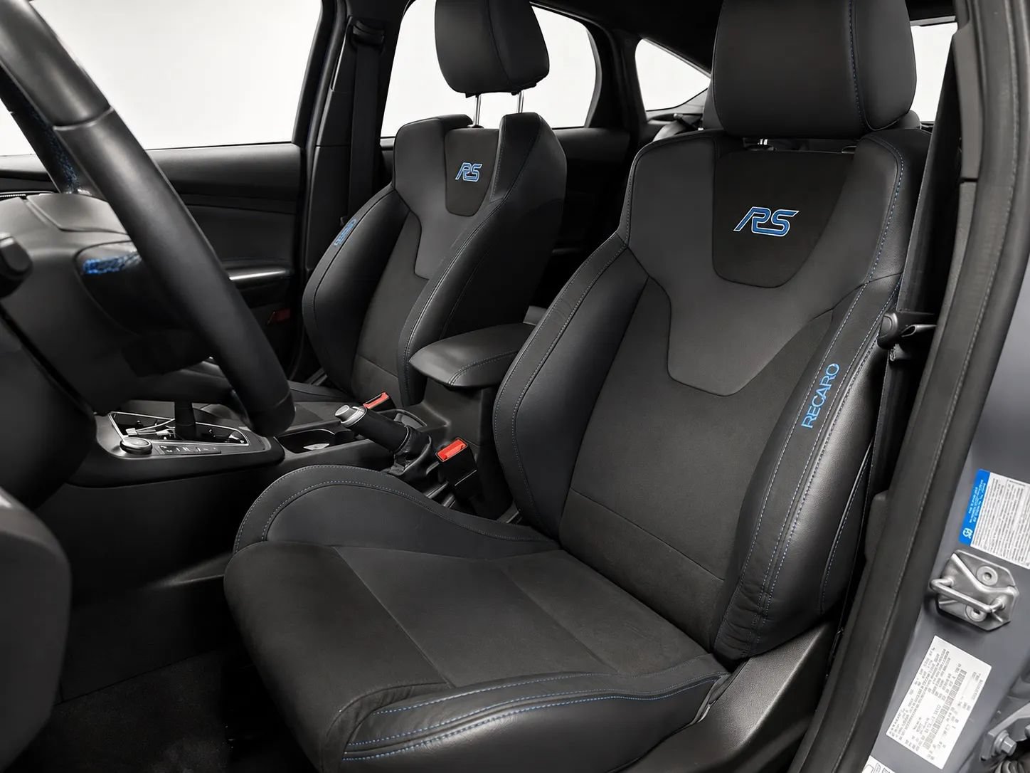Used 2017 Ford Focus RS AWD/4WD image 11