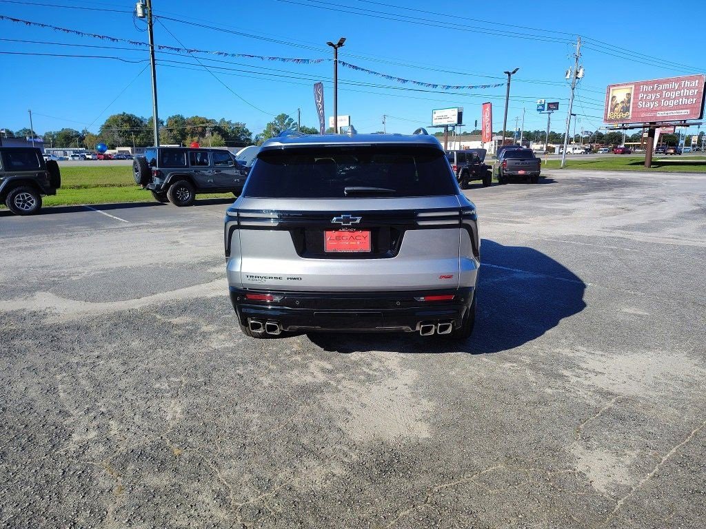 Used 2024 Chevrolet Traverse RS w/ LPO, Floor Liner Package image 7