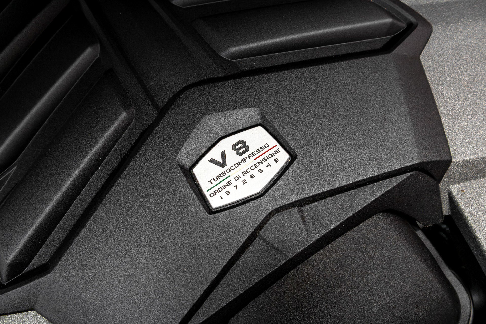 Used 2022 Lamborghini Urus image 45