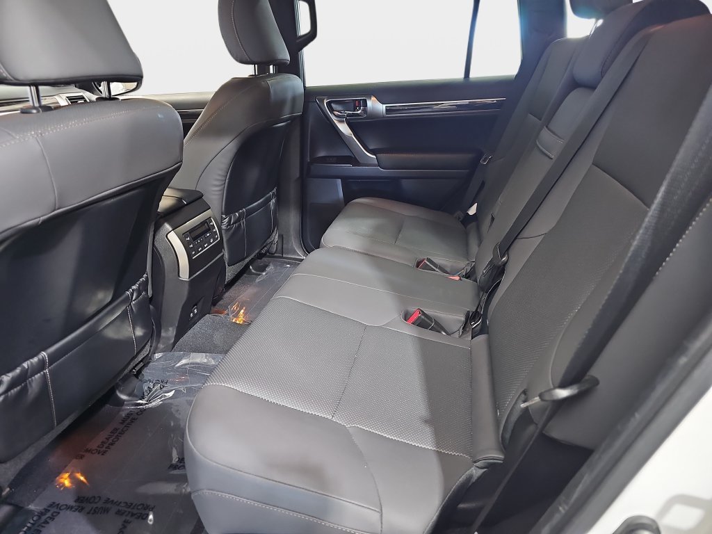 Certified 2023 Lexus GX 460 Premium w/ Premium Package AWD/4WD image 13