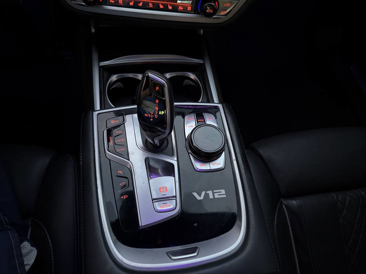 Used 2019 BMW M760i xDrive w/ Luxury Rear Seating Package AWD/4WD image 27