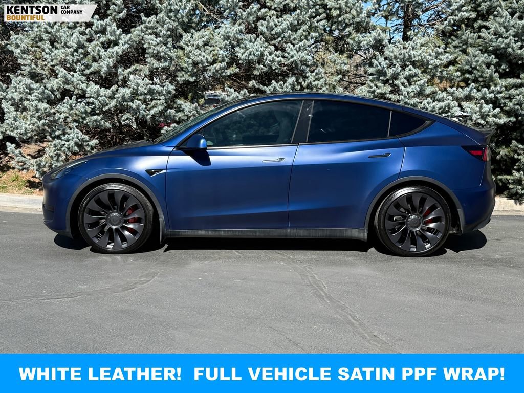 Used 2022 Tesla Model Y Performance image 3