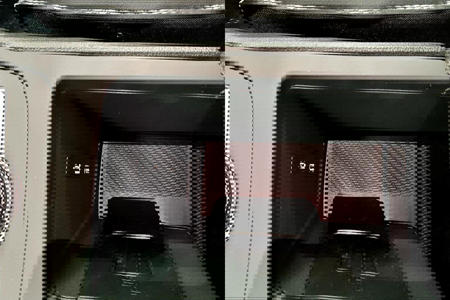 New 2026 Volkswagen Tiguan SE R-Line image 23