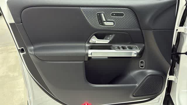 Certified 2026 Mercedes-Benz GLB 250 4MATIC image 13