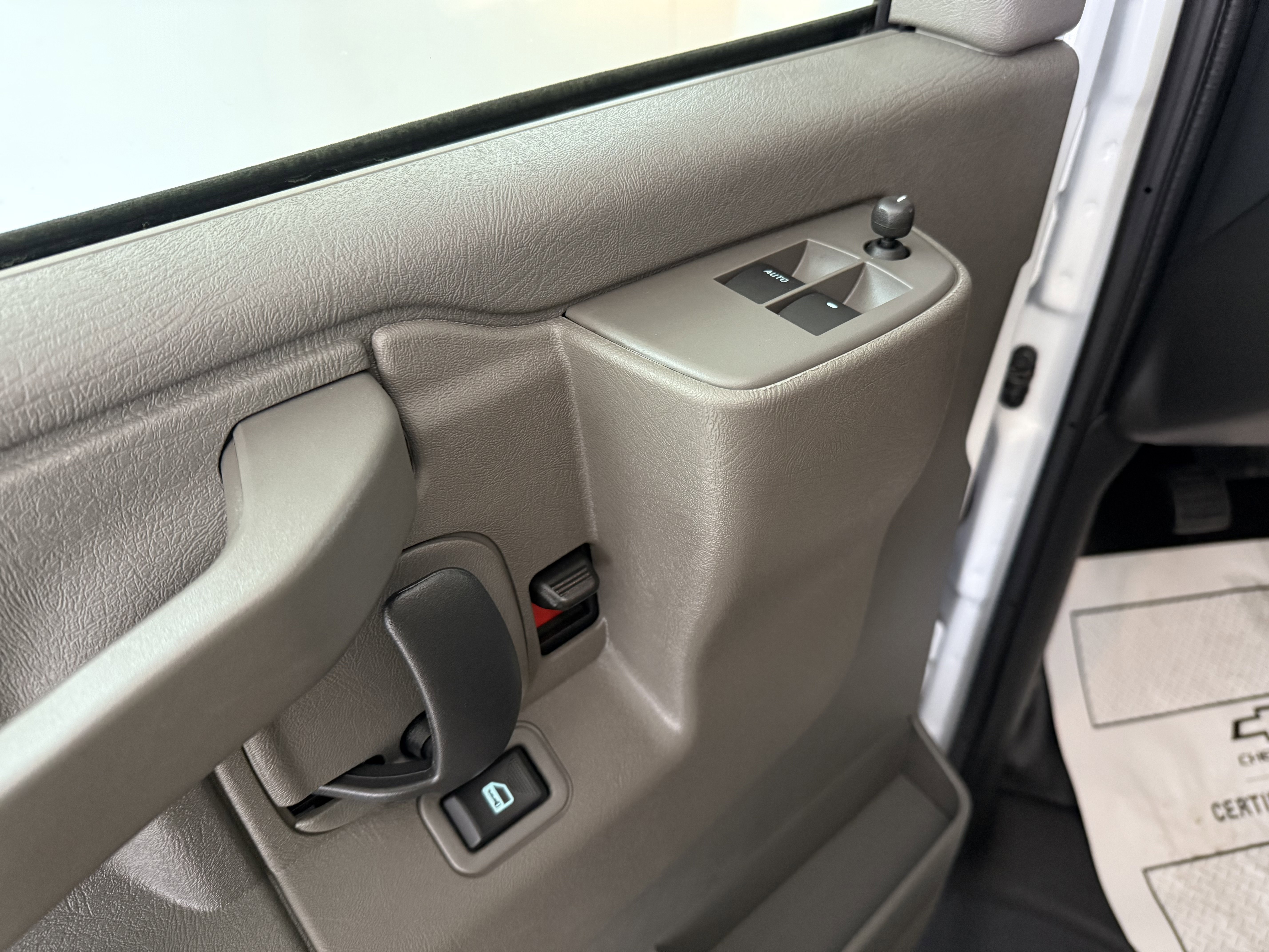 New 2025 Chevrolet Express 3500 w/ Driver Convenience Package image 14