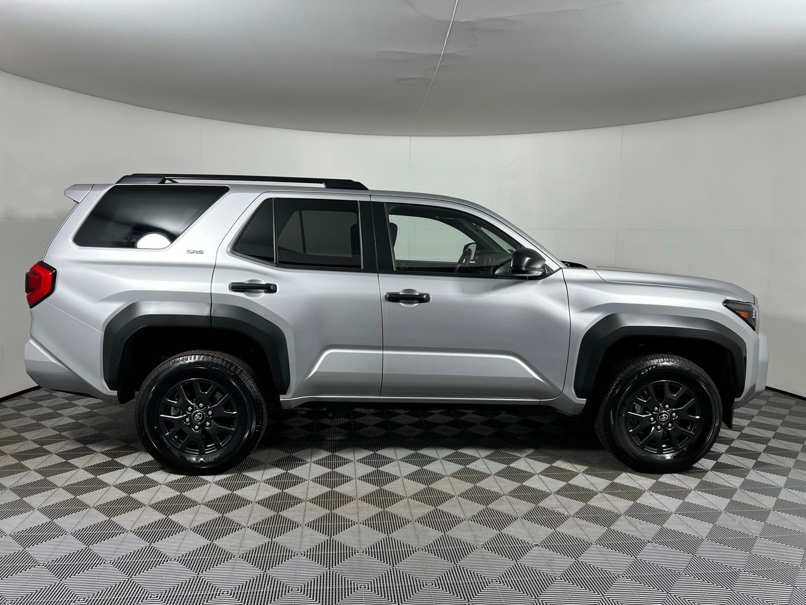 Certified 2025 Toyota 4Runner SR5 image 4