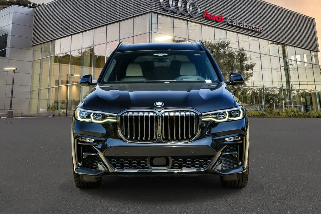 Used 2022 BMW X7 M50i w/ Dynamic Handling Package AWD/4WD image 6