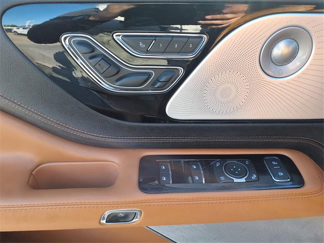 Certified 2023 Lincoln Aviator Black Label w/ Dynamic Handling Package image 8