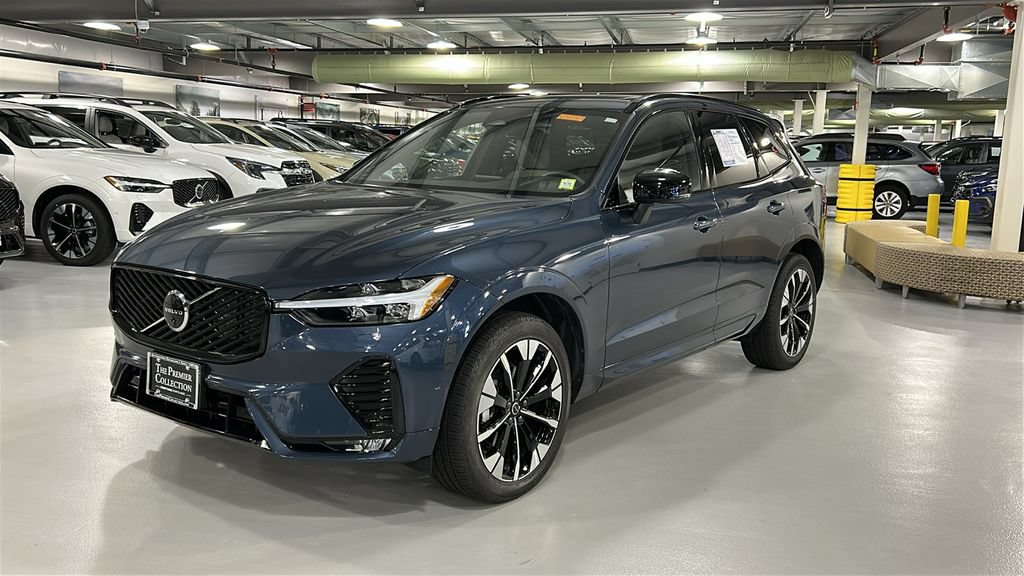 Certified 2026 Volvo XC60 B5 Plus AWD/4WD image 3